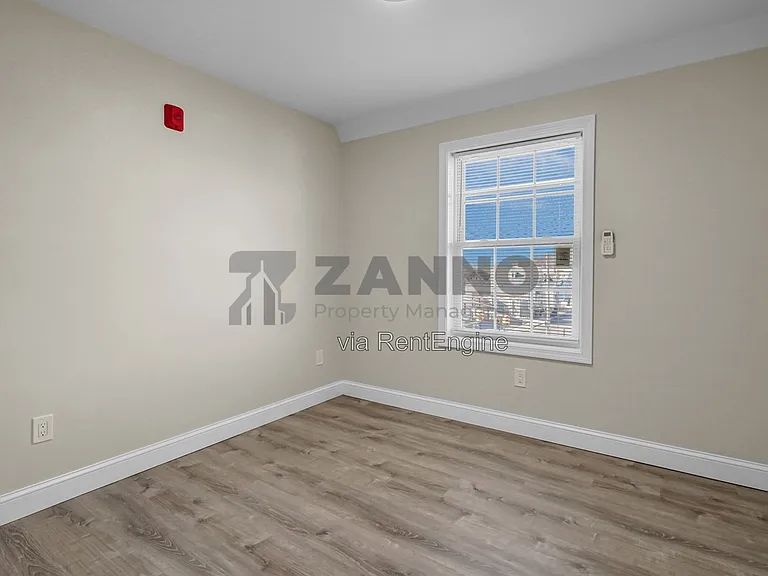 547 Chalkstone Ave #4 — Photo 16