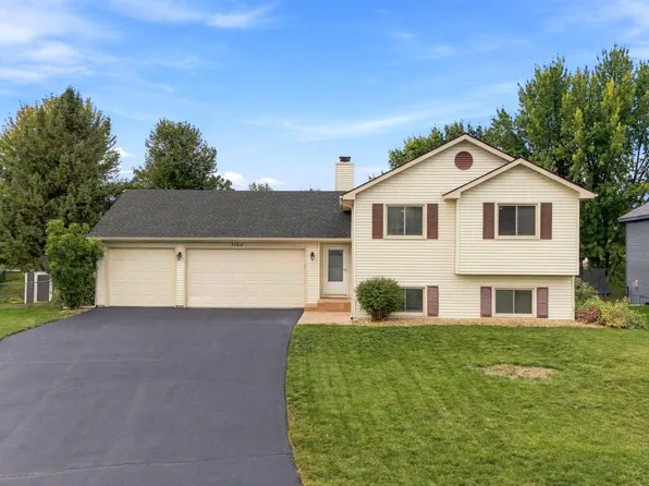 7163 158th St W, Apple Valley, MN 55124