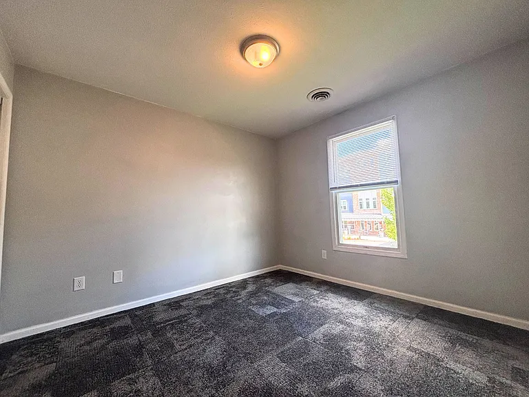 312 Stone Dr #D — Photo 6