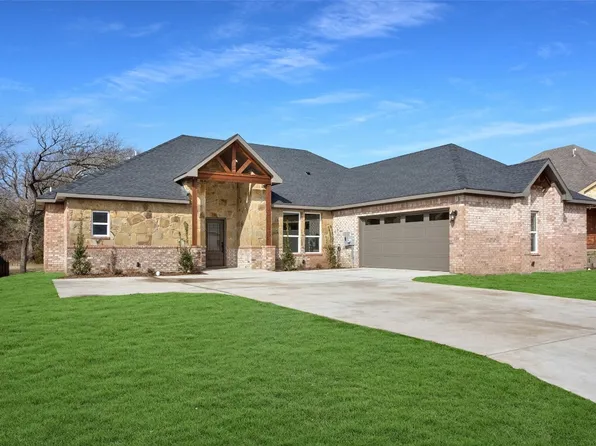 229 Bent Oak Dr, Pottsboro, TX 75076