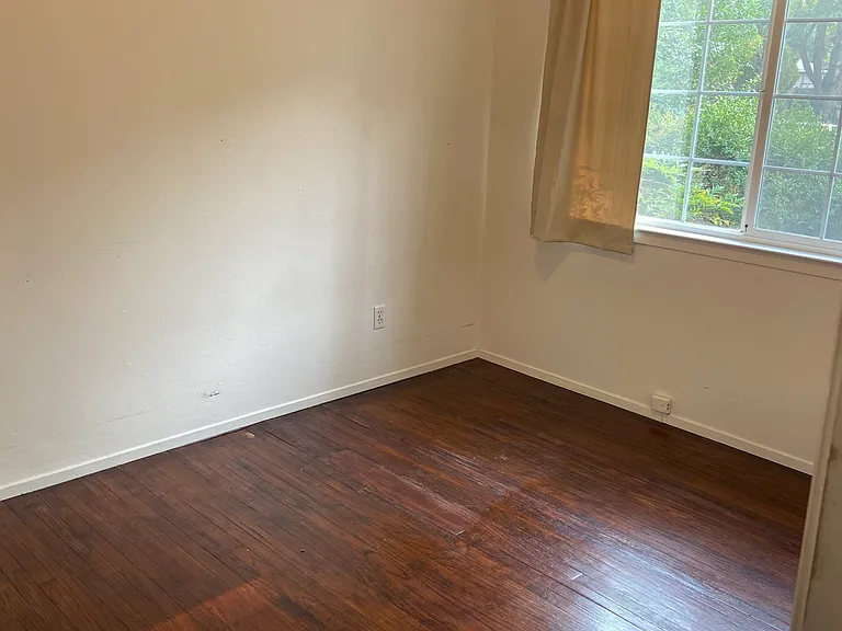1514 Cypress Ln — Photo 4