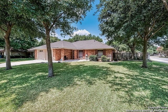 1st image of 13903 Susancrest Dr