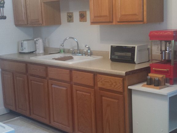 5th image of 246 Fellows Ave