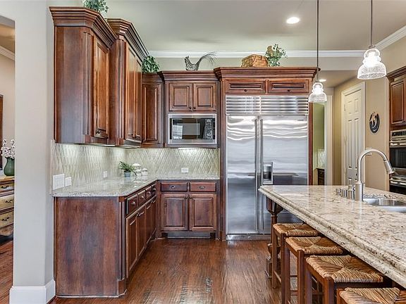 3rd image of 10909 Cortez Ct
