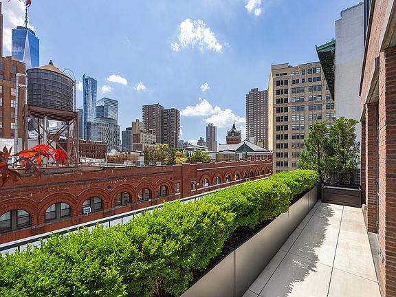 3rd image of 15 Leonard St #Penthouse