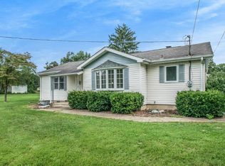 24350 Oak St, Edwardsburg, MI 49112
