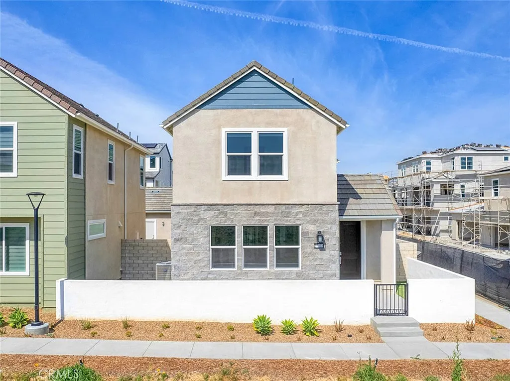 Building Photo - 27398 Fox Den Pl