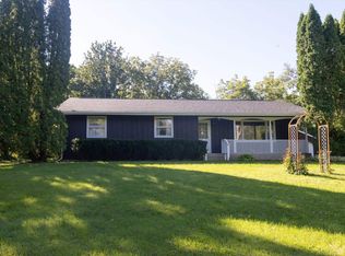 10520 Cemetery Rd, Pecatonica, IL 61063