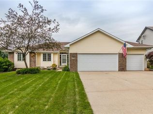 6816 Northglenn Way, Johnston, IA 50131