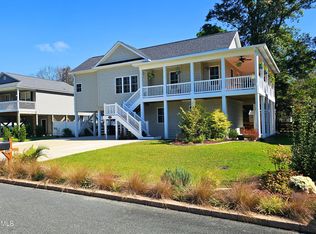 1955 Camelot Dr SW, Ocean Isle Beach, NC 28469