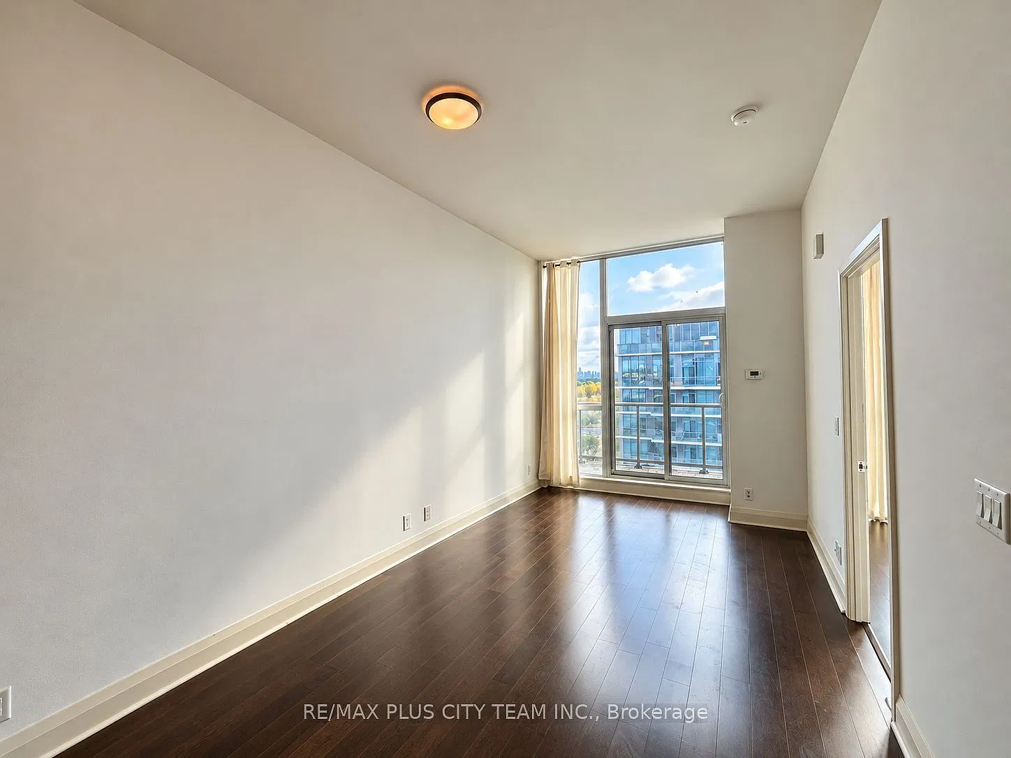 1 bed, $2,250 — Photo 2