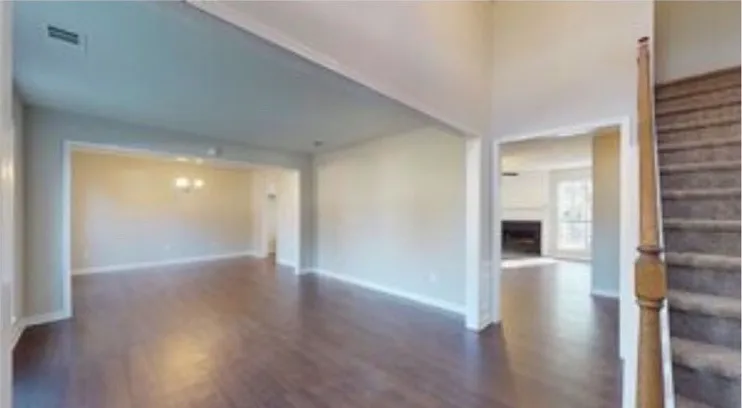 4084 Pinehurst Valley Dr — Photo 3