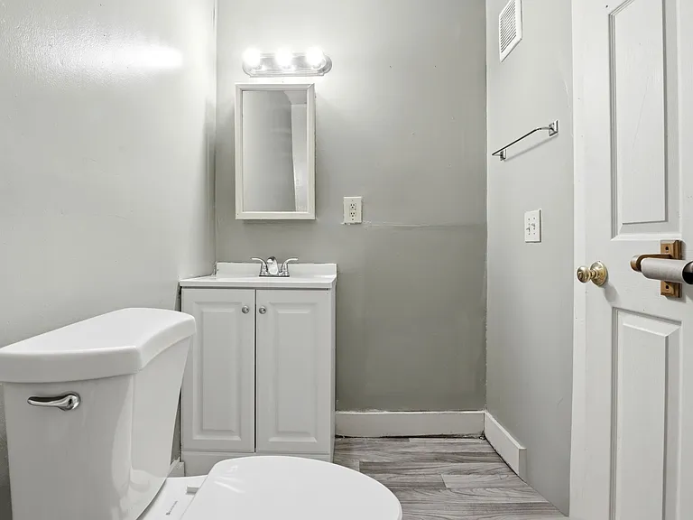 511 Edgewood Ave — Photo 11