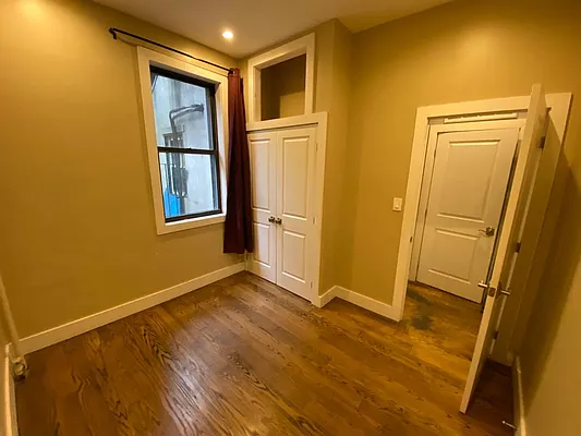 Rented by ERNY LLC | media 11