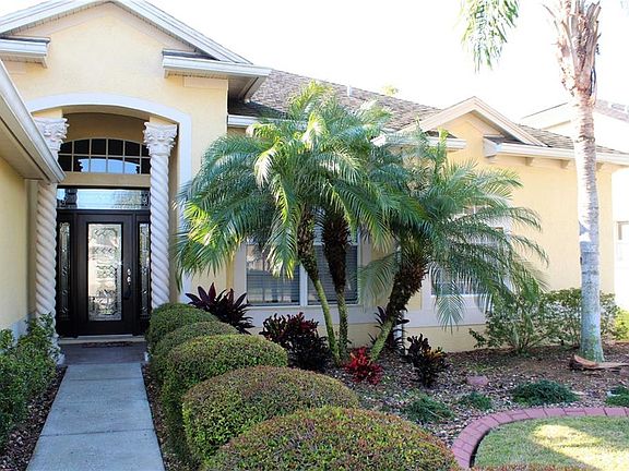 3rd image of 20926 Cedar Bluff Pl