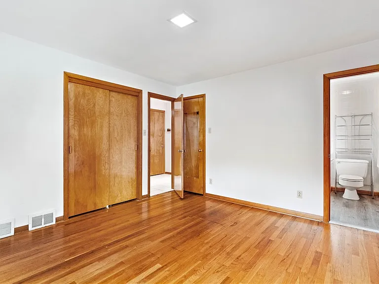 421 Clair Dr — Photo 18