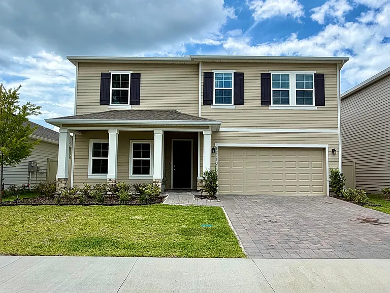 12710 NW 13th Ln — Photo 1