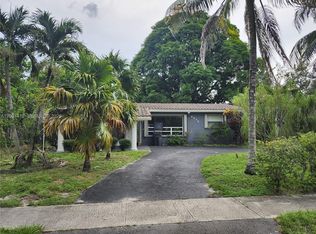 6570 Thomas St, Hollywood, FL 33024