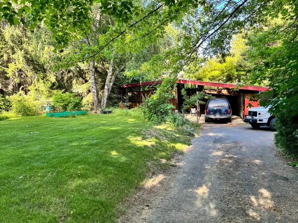 826 Orchard Ave, Moscow, ID 83843