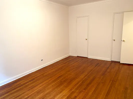 Rented by Century 21 American Homes - Long Beach | media 12