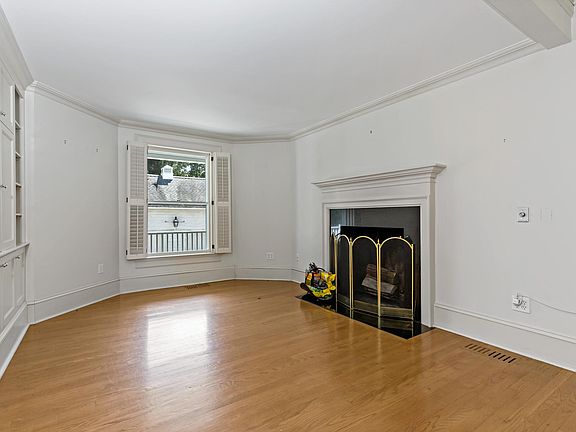 5th image of 24 Mead St