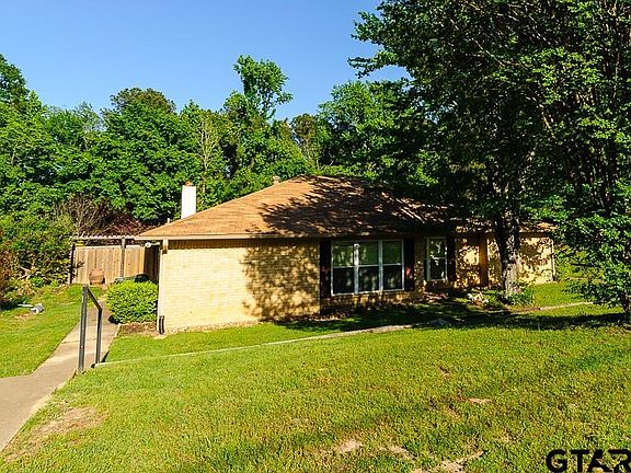4th image of 8314/8316 Garrett Dr