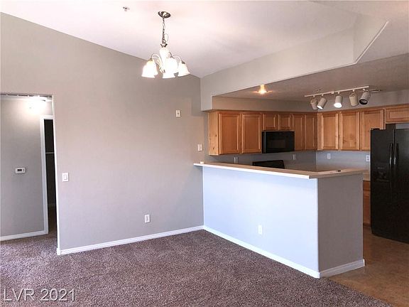 3rd image of 8777 Maule Ave