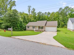 144 Renola Dr, Archdale, NC 27263
