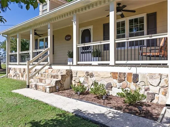 702 Calloway Dr, Rockmart, GA 30153