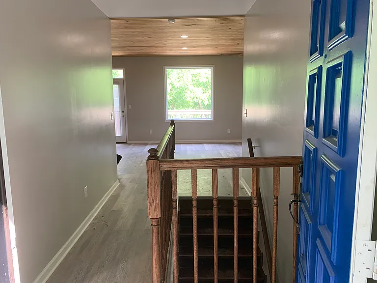 210 Palisades Rd — Photo 3