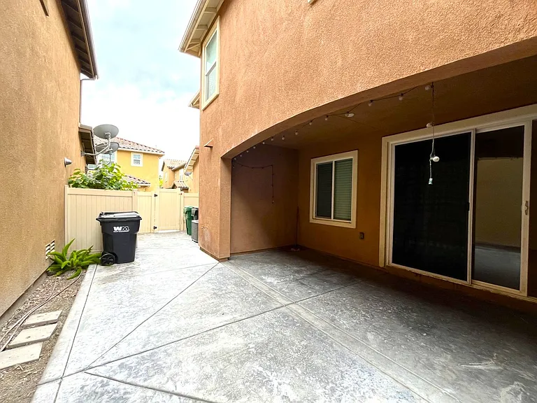 14601 Serenade Dr — Photo 40