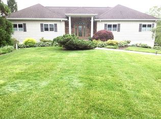 2 Springbrook Ter, Lake Hopatcong, NJ 07849