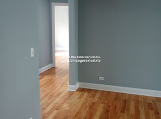 1644 W Pratt Blvd, Chicago, IL 60626