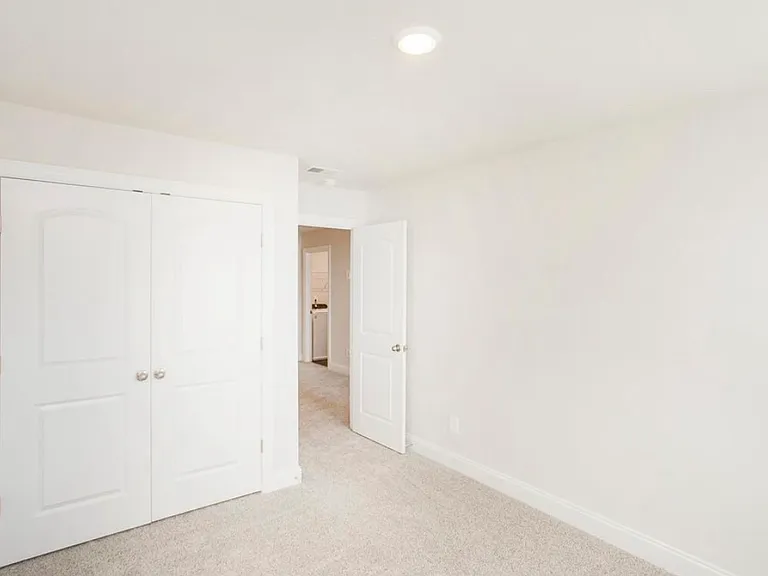 2304 Yukon Ct — Photo 23