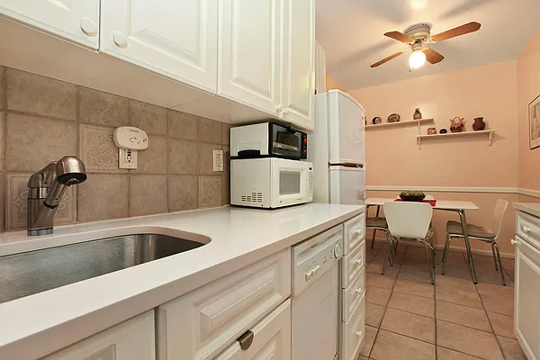 Sold by Corcoran | media 6