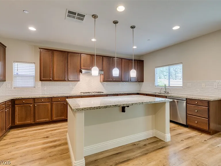 2884 Green Falls Ave — Photo 15
