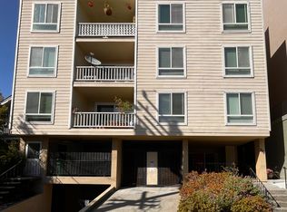 370 Van Buren Ave #401, Oakland, CA 94610