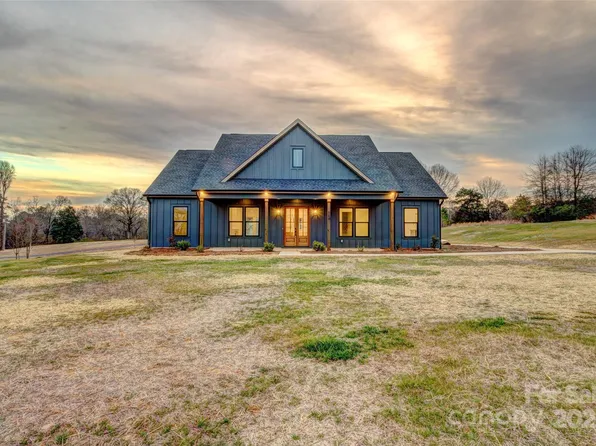 648 Kiser Rd, Bessemer City, NC 28016