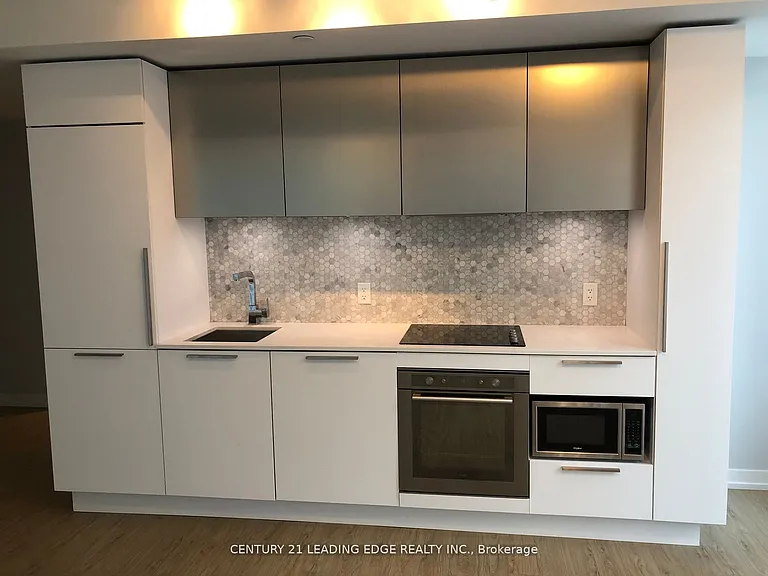 85 Wood St #722 — Photo 10
