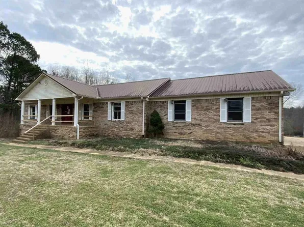 1183 Golf Course Rd, Jasper, AL 35504