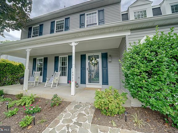 4th image of 14840 Silver Ash Ct