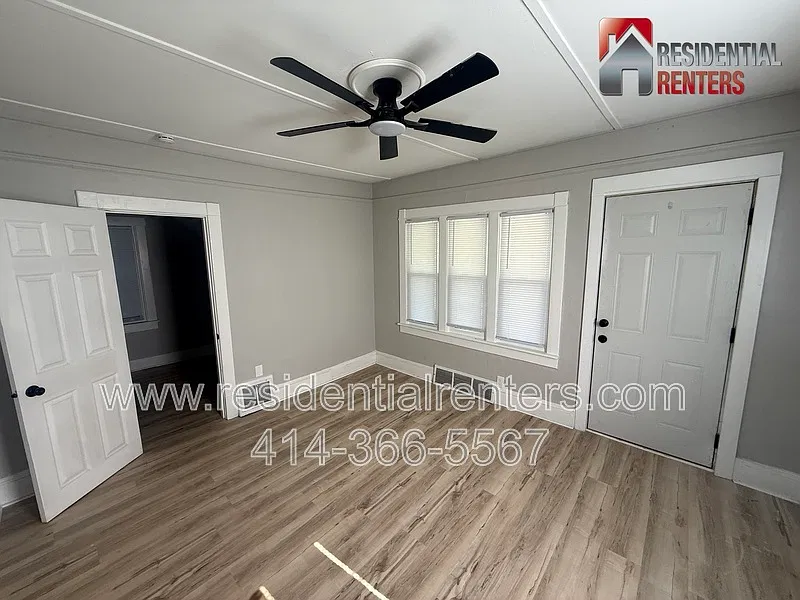 1 bed, 1.0 bath, $995 — Photo 3