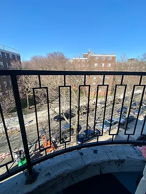 Rented by Hagstrom Management Inc | media 60