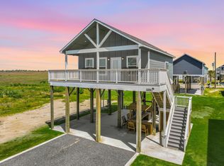 1094 Shady Ln, Gilchrist, TX 77617