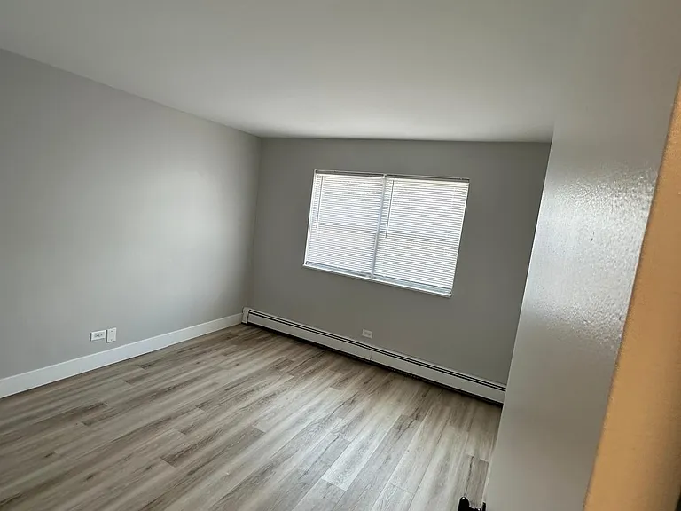 12248 S Spencer St #2N — Photo 5