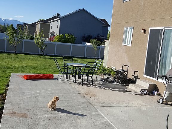 24 X 17 patio added 4/2016