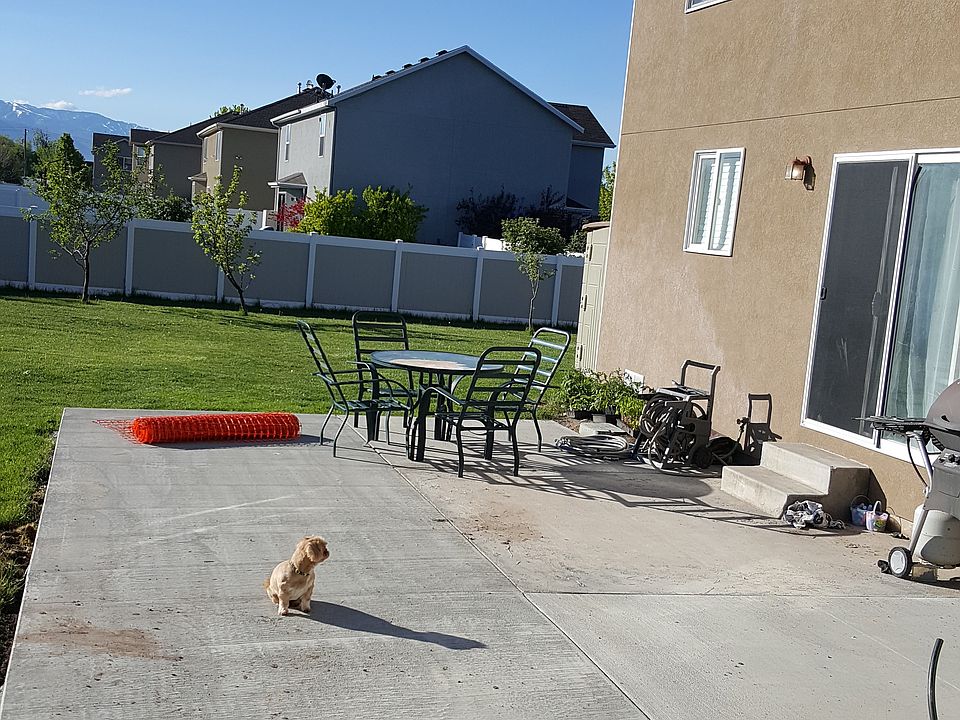 24 X 17 patio added 4/2016