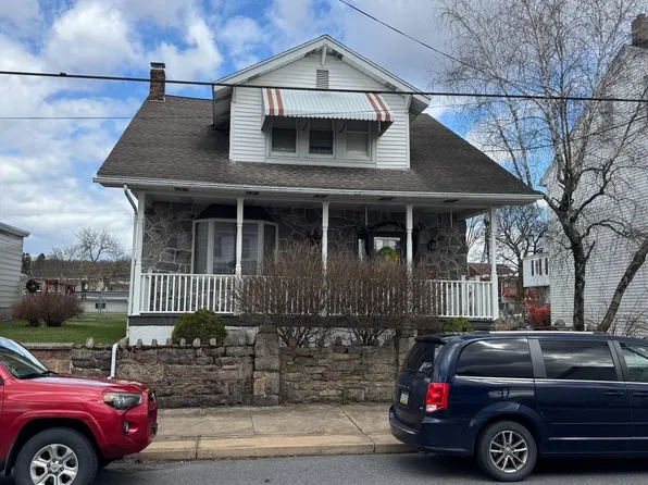 27 N Balliet St, Frackville, PA 17931