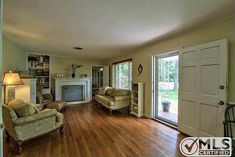 3rd image of 1504 Mitchell Ave