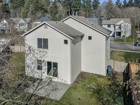 4th image of 1528 Sinclair Dr